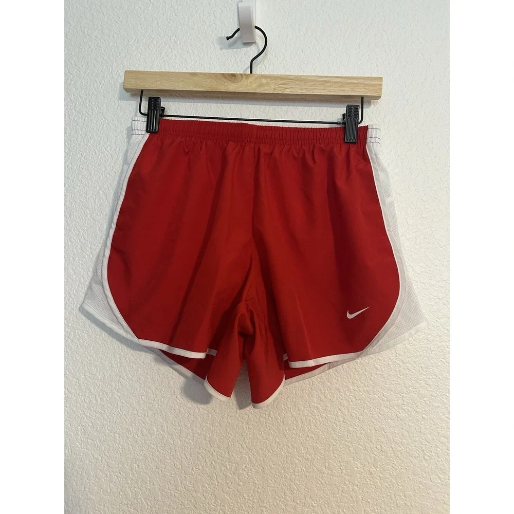 Nike Girls Dri-Fit Tempo Running Red Shorts Size XL Athletic Athleisure